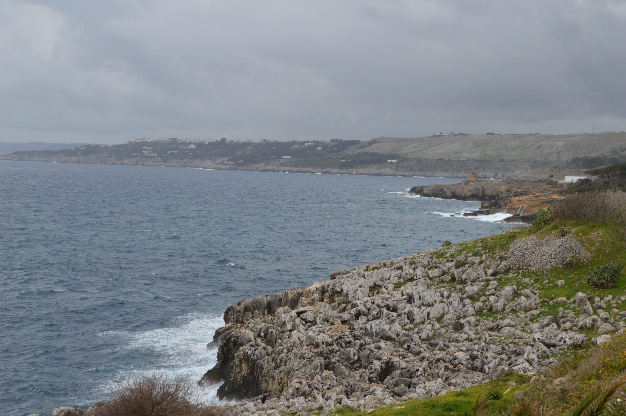 Santa Cesarea: colpo basso all’Area Marina Protetta –  di Alfredo Sanapo